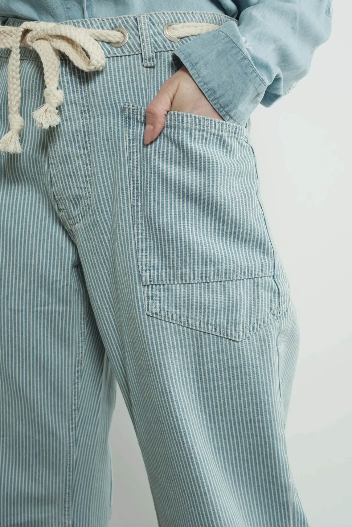 Barrel Denim Pants - Stripe Light Wash