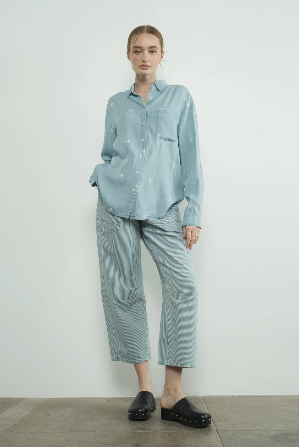 Barrel Denim Pants - Stripe Light Wash