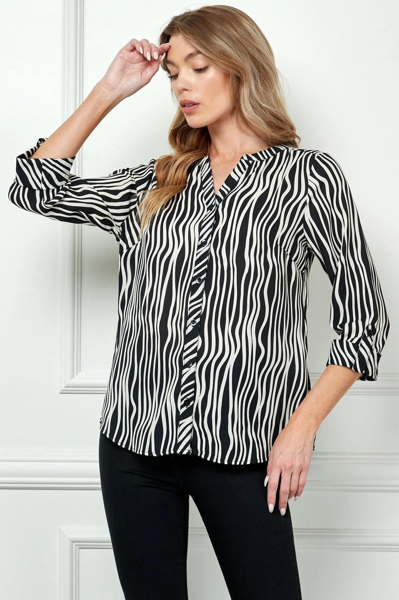 Black & White 3/4 Sleeve Button Front Top