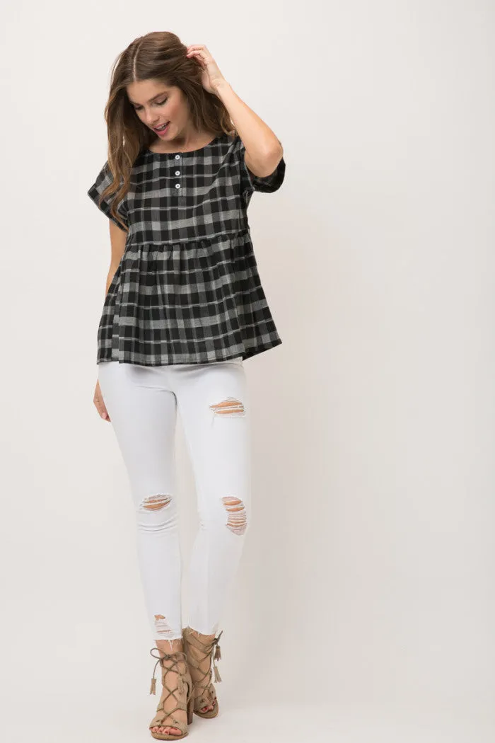 BLACK PLAID RUFFLED BUTTON FRONT TOP MRMTP7610