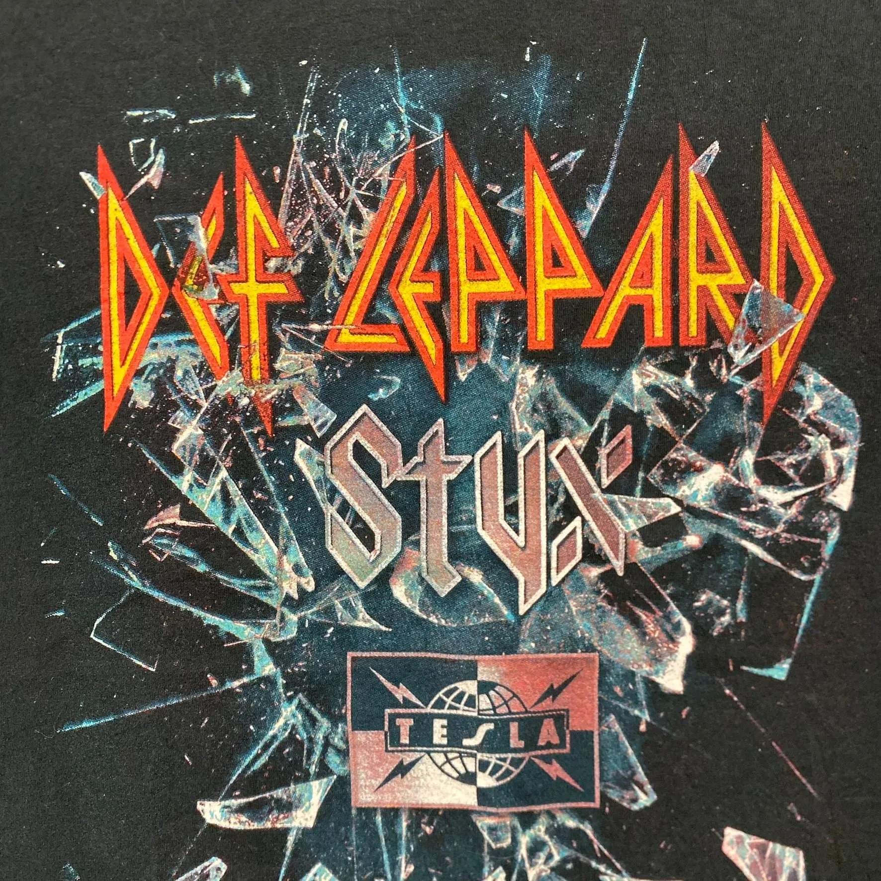 Essential Def Leppard Styx Tesla Rock Metal Band T-Shirt