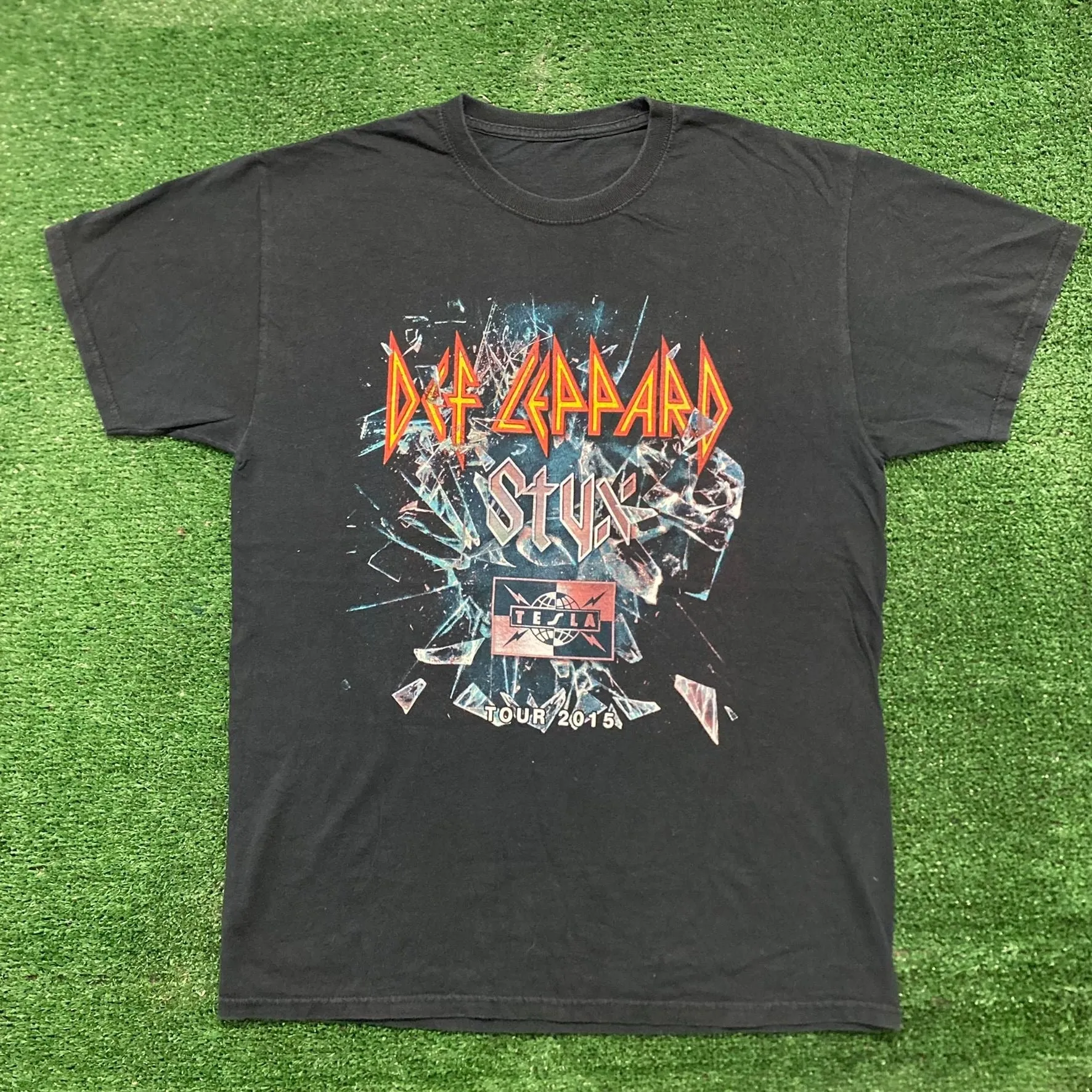 Essential Def Leppard Styx Tesla Rock Metal Band T-Shirt